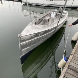 Serval 26 saltwater resistant aluminum boat